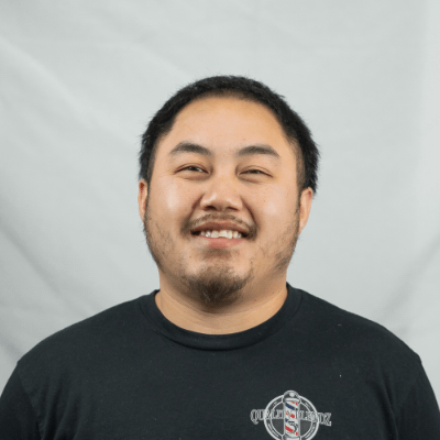 Professional Barber ben at Lor Barbershop in Elk Grove