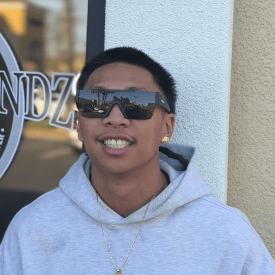 Professional Barber Jaden at Lor Barbershop in Elk Grove
